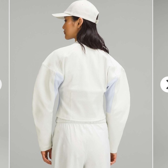 COPY - Lululemon Ribbed Luxtreme Wide-Sleeve Pullover in bone/blissful blue. Si… - Picture 3 of 9